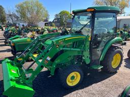 2022 John Deere 3033R Cab Tractor