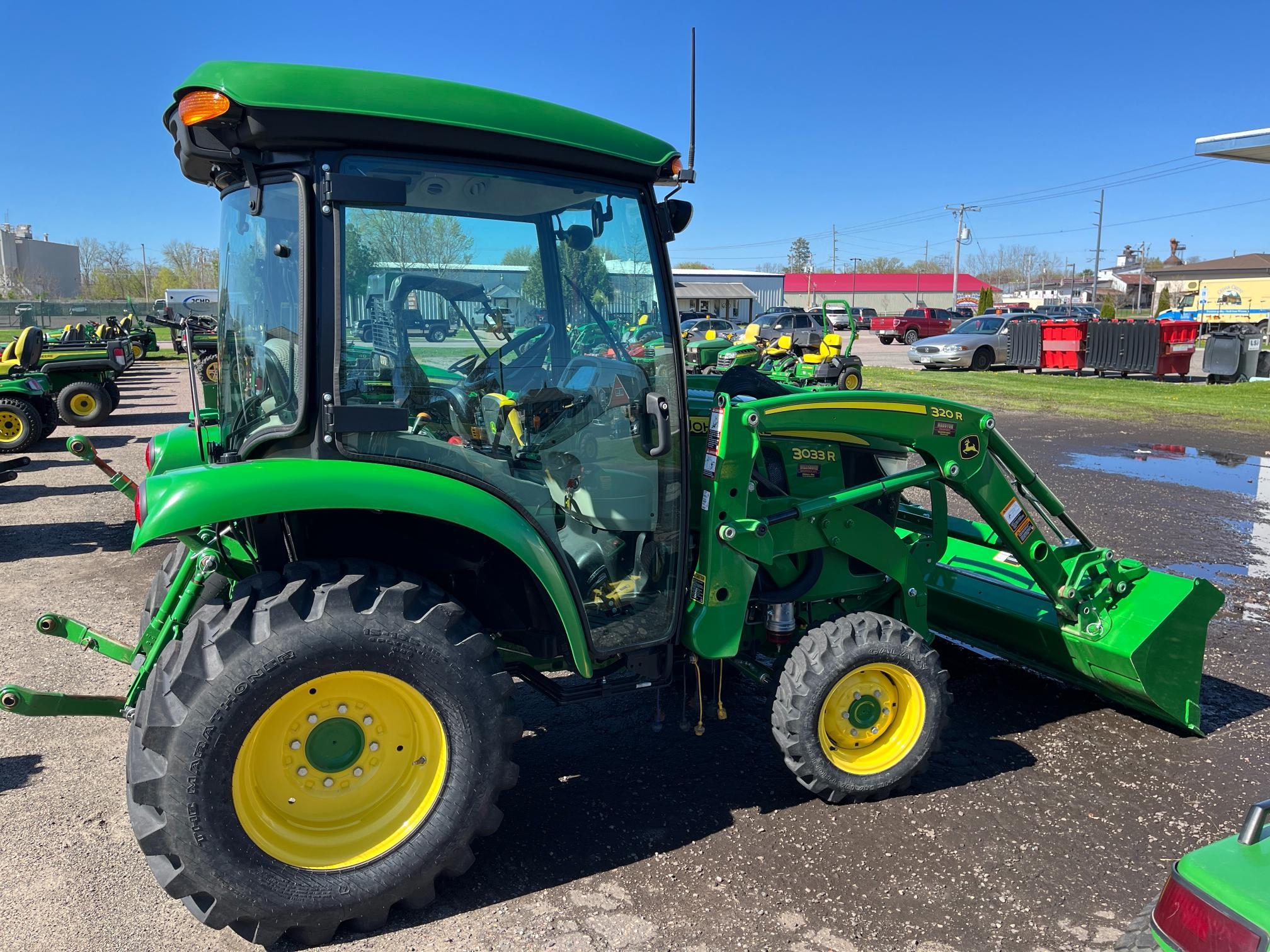 2022 John Deere 3033R Cab Tractor
