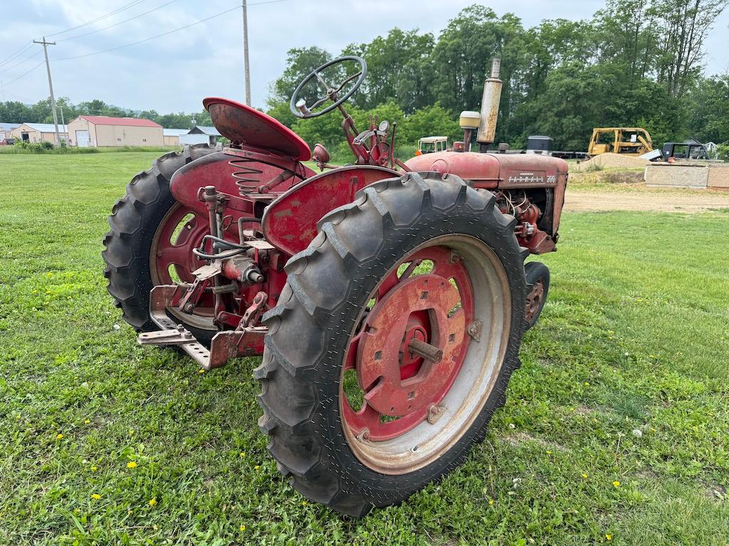 Farmall 200 Tractor