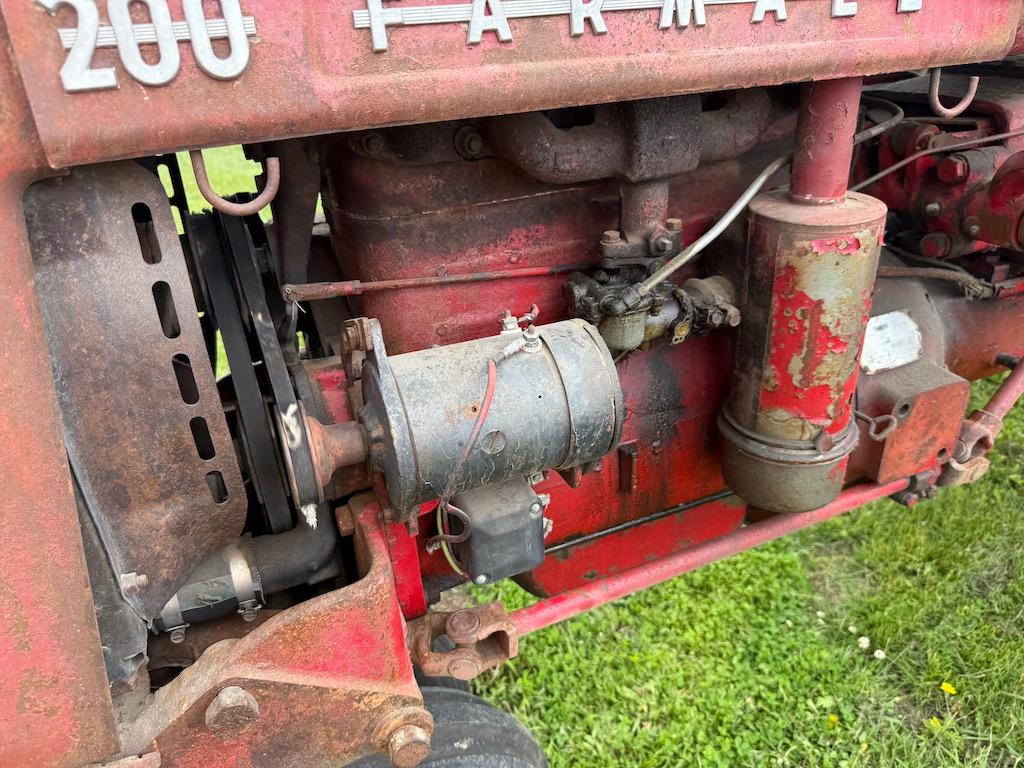 Farmall 200 Tractor