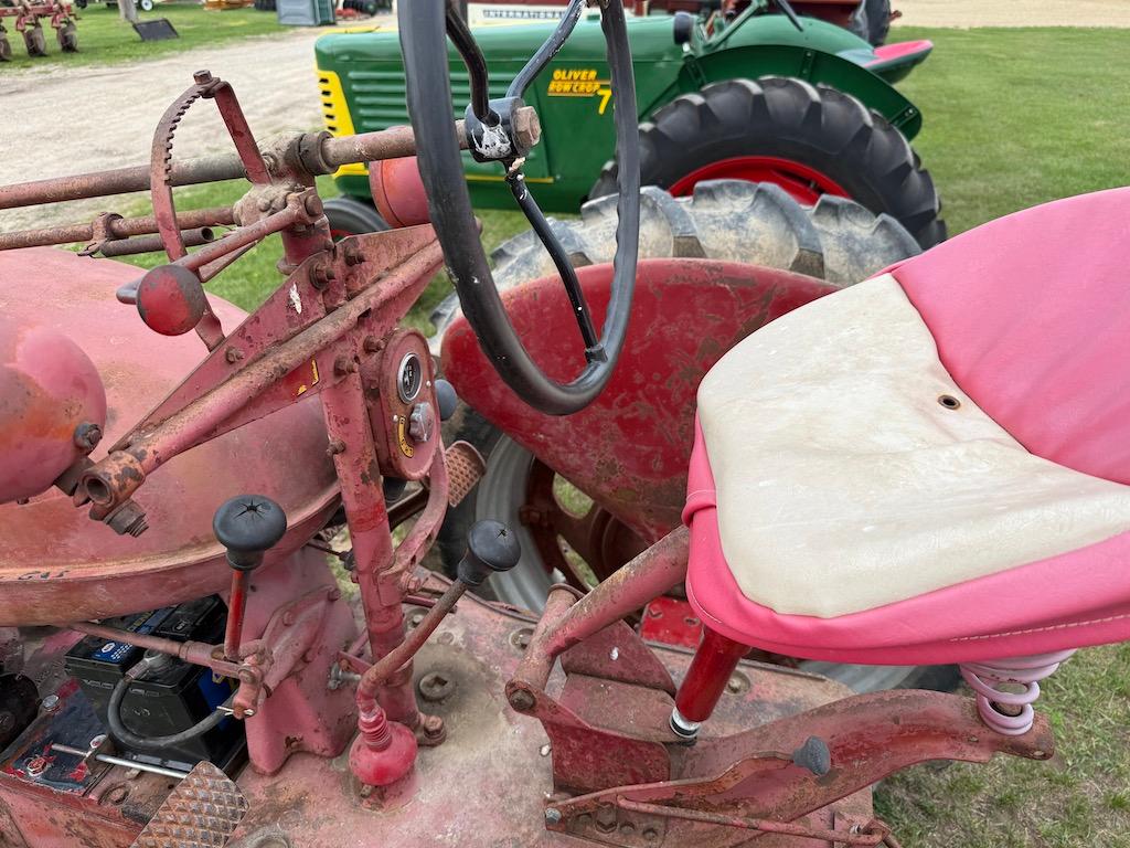 Farmall MD Tractor
