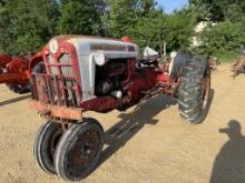 Ford 901 Tractor