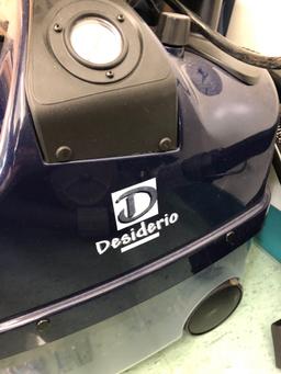 Desiderio Vapor floor cleaner With accessories and bag