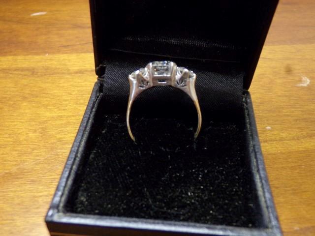 LADIES 3 DIAMOND RING 14K YELLOW GOLD 2.5 MM HALF ROUND SHANK WITH CENTER B