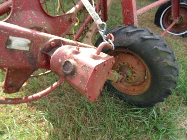 #3803 NEW HOLLAND HAY RAKE MODEL 55