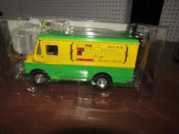 GREAT FREDERICK NEW IN BOX 1996 WAGON AND BOX TRUCK