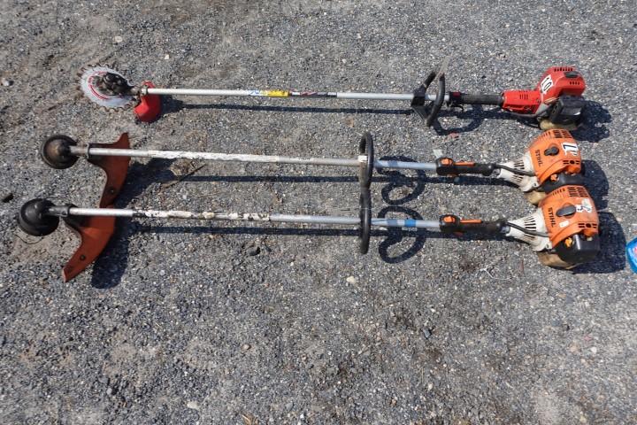 2 STIHL FS 110R STRING TRIMMERS GAS POWERED