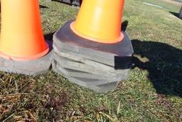 #1908 10 SAFETY CONES 28"