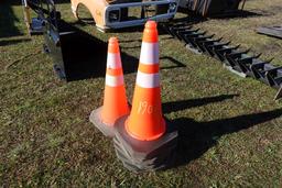 #1908 10 SAFETY CONES 28"