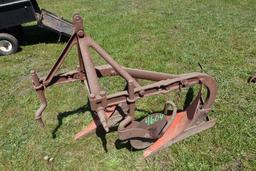 #4604 2 BOTTOM PLOW 3 PT HITCH