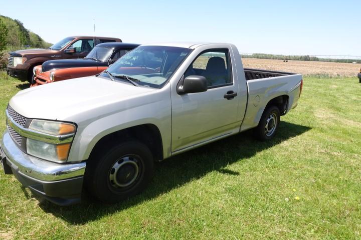 #3201 2006 CHEVY COLORADO 2 WD REG CAB 143664 MILES AM FM RADIO CLOTH INTER