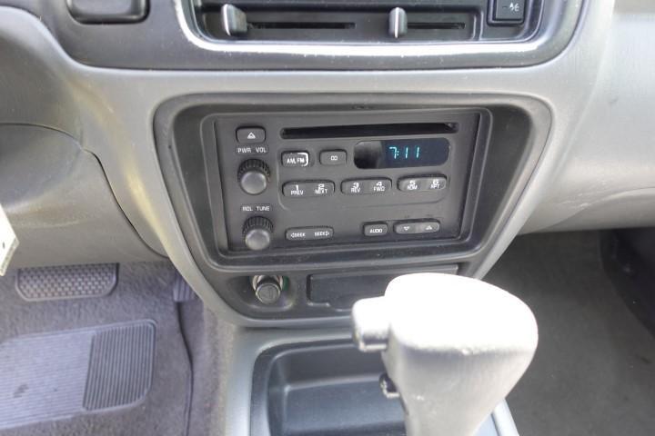 #3901 2004 CHEVY TRACKER 82637 MILES AM FM CD PLAYER COLD AC 4 DOOR CLOTH I