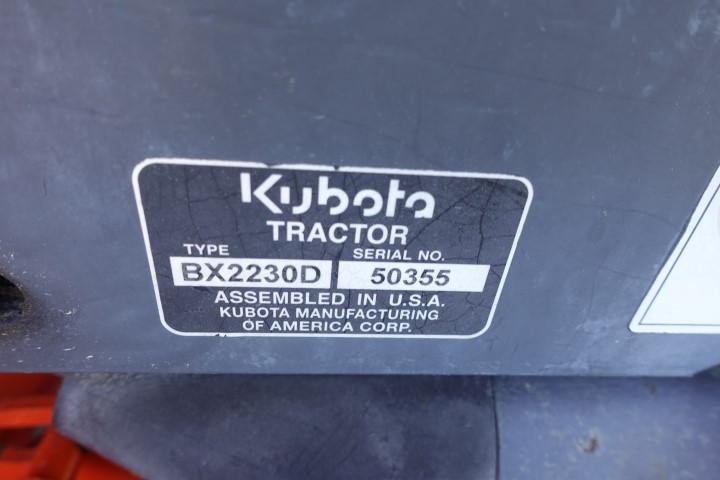 #5601 KUBOTA 2230 TRACTOR DIESEL 4 WD POWER STEERING 3 PT HITCH 1704 HRS  6