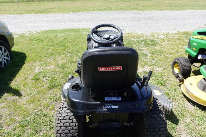 #4301 CRAFTSMAN LAWN MOWER LT2000 21 HP BRIGGS ENG 42" CUT