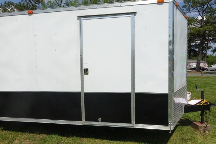 #4404 2015 CYNERGY ENCLOSED TRAILER 8 1/2 X 24  V NOSE 110 V ELECTRIC NEW T