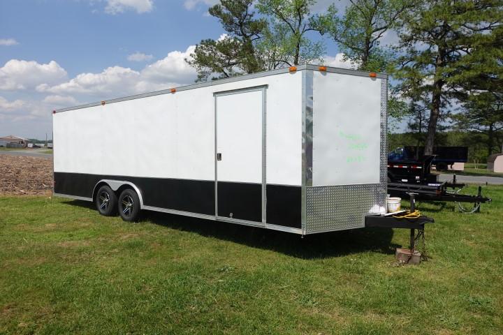 #4404 2015 CYNERGY ENCLOSED TRAILER 8 1/2 X 24  V NOSE 110 V ELECTRIC NEW T