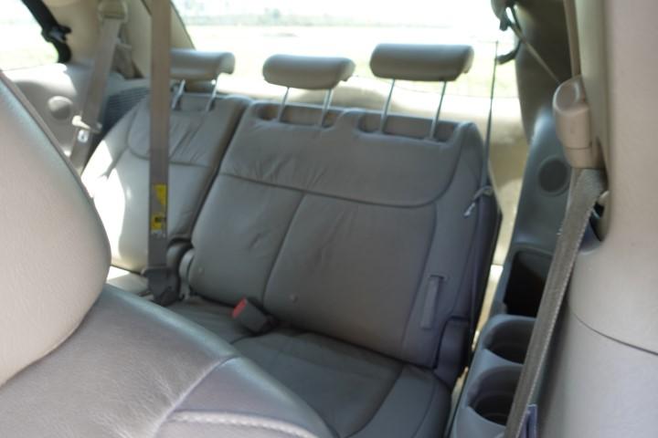 #404 2006 TOYOTA SIENNA 168562 MILES VINYL SEATS TORN 3RD ROW SEATING SUNRO