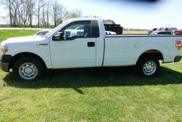 #1001 2014 FORD F150 2 WD REG CAB 8' BED 239837 MILES VINYL INTERIOR GOOD C