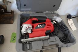 LIKE NEW IN CARRY CASE SKILL LASER JIGSAW