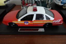 NY FIREMAN DEPT CHEVY CAPRICE AND CABLE CAR