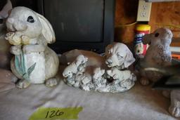 LOT OF GARDEN ANIMALS AND VINTAGE COMPUTERS