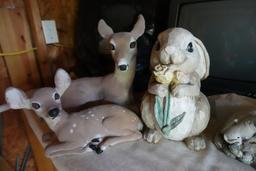 LOT OF GARDEN ANIMALS AND VINTAGE COMPUTERS