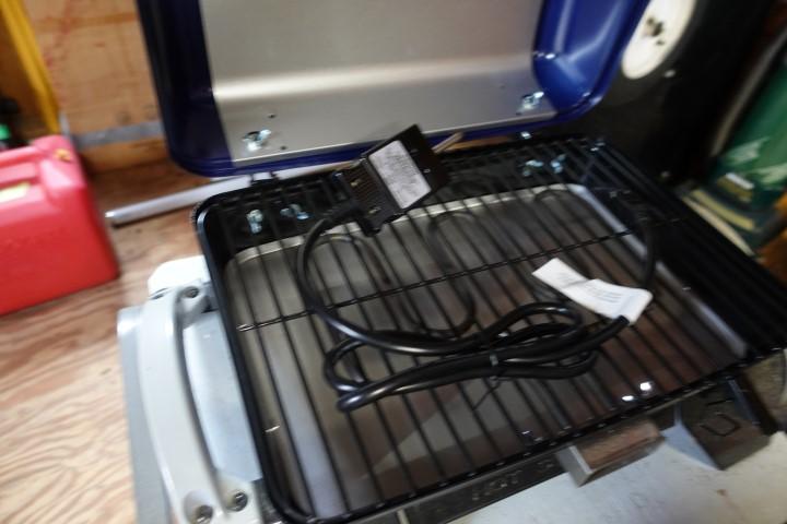 EXPERT ELECTRIC GRILL NEW NEVER USED