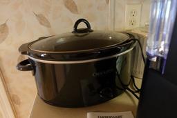CONTENTS OF COUNTER TOP INCLUDING 4 PC CANISTER SET BREWER CROCK POT