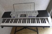 CASIO MUSICAL INFORMATION SYSTEM CTK 496 100 SONG BANK KEY BOARD