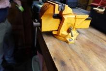 PONY BENCH VISE