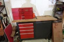 CRAFTSMAN 4 DRAWER TOOL BOX WITH CRAFTSMAN WORK BENCH WITH 4 DRAWERS AND SI