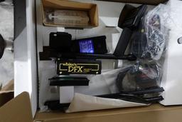 WHITES DFX SPECTRUM E SERIES METAL DETECTOR NEW IN BOX