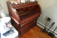 ANTIQUE ROLL TOP DESK WITH BURL MAHOGANY PIGEON HOLE DRAWERS AND 3 DRAWERS