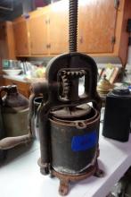 ANTIQUE METAL PRESS SOME RUST