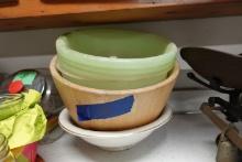 COUNTER LOT INCLUDING TWO COUNTER TOP GLASS DISPLAY JARS LARGE WOODEN AND P