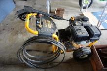 CUB CADET GAS POWERED POWER WASH 3200 PSI 3224 CC ENGINE 2 WANDS AND HOSE