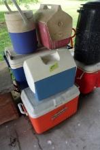 LOT OF IGLOO COOLERS AND AGATE STEAMER POTS