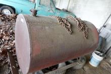 500 GALLON METAL FUEL TANK WITH CHAINS