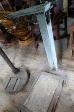 FLAT SCALE