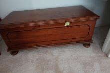 WEST BRANCH CEDAR BLANKET CHEST WITH LINENS