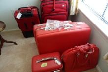 6 PC RED LUGGAGE