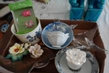 BOX LOT CLEAR GLASS DUCK AND GOOSE DUCK DISH VERA BRADLEY CLIPLIGHT ETC