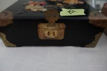 JEWELRY BOX WITH JADE FLOWERS
