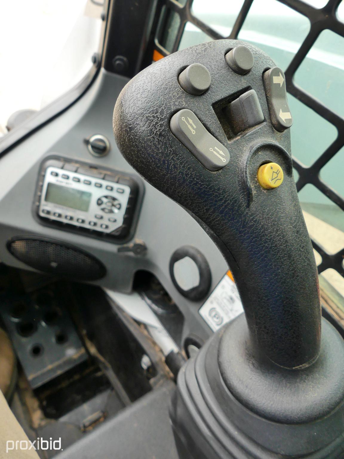 Bobcat T770 Skid Steer (start code 090705)