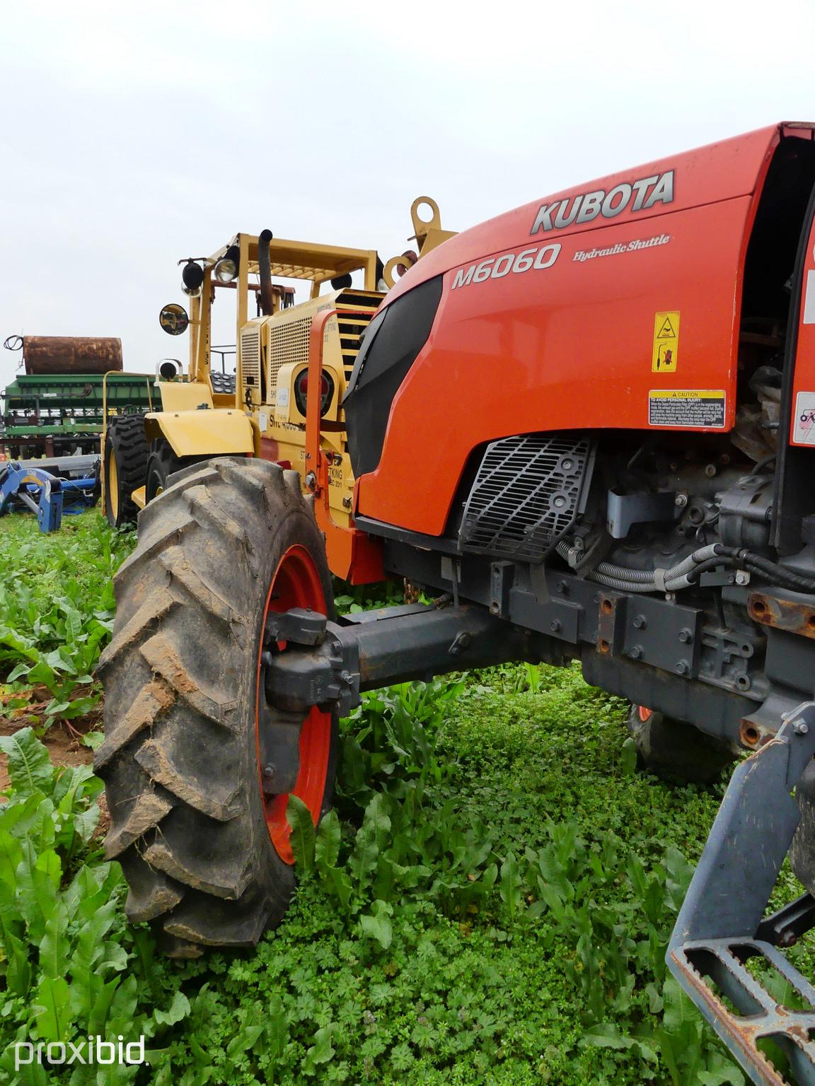 Kubota M6060 4x4 w/ldr