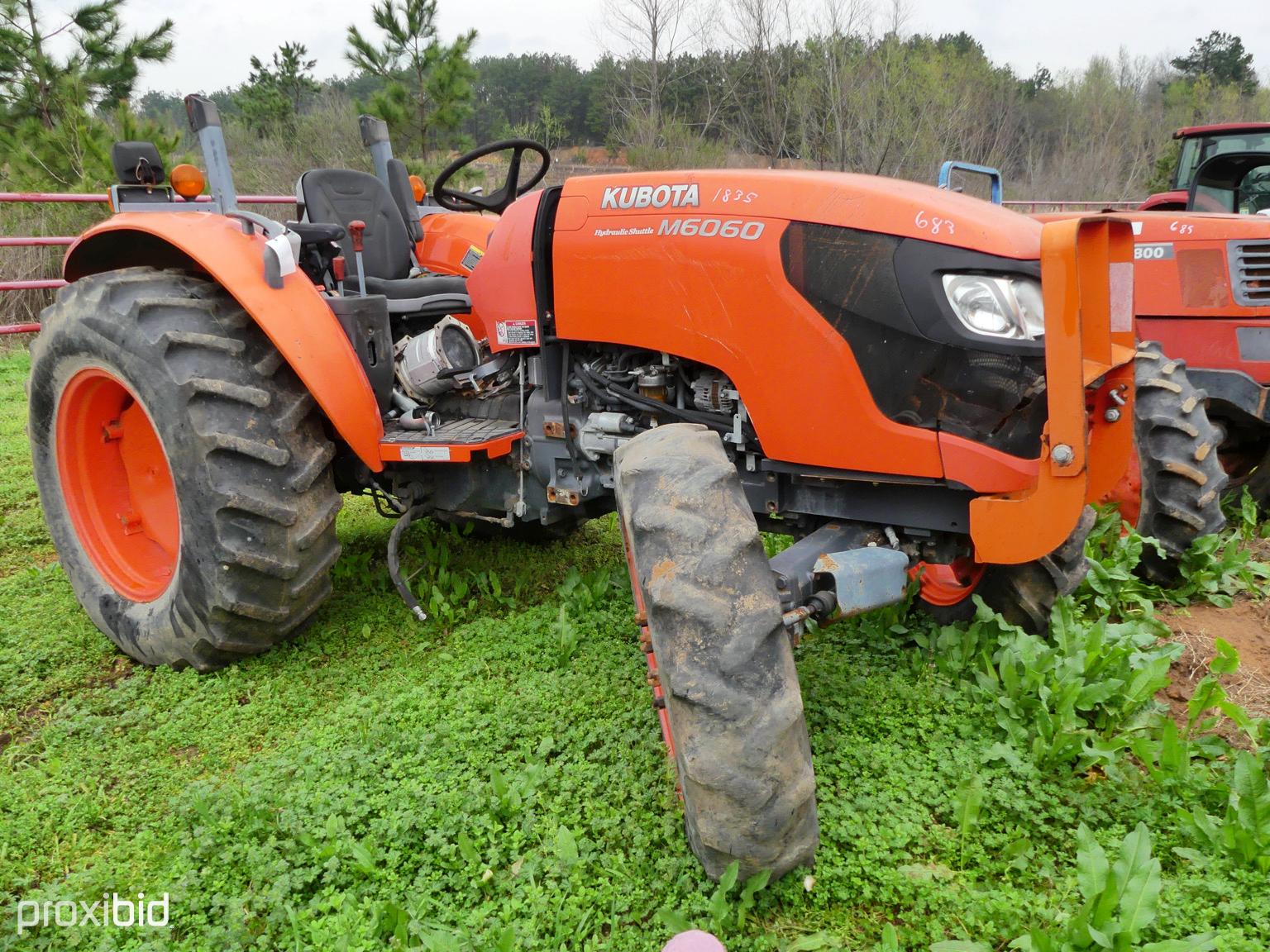 Kubota M6060 4x4 w/ldr