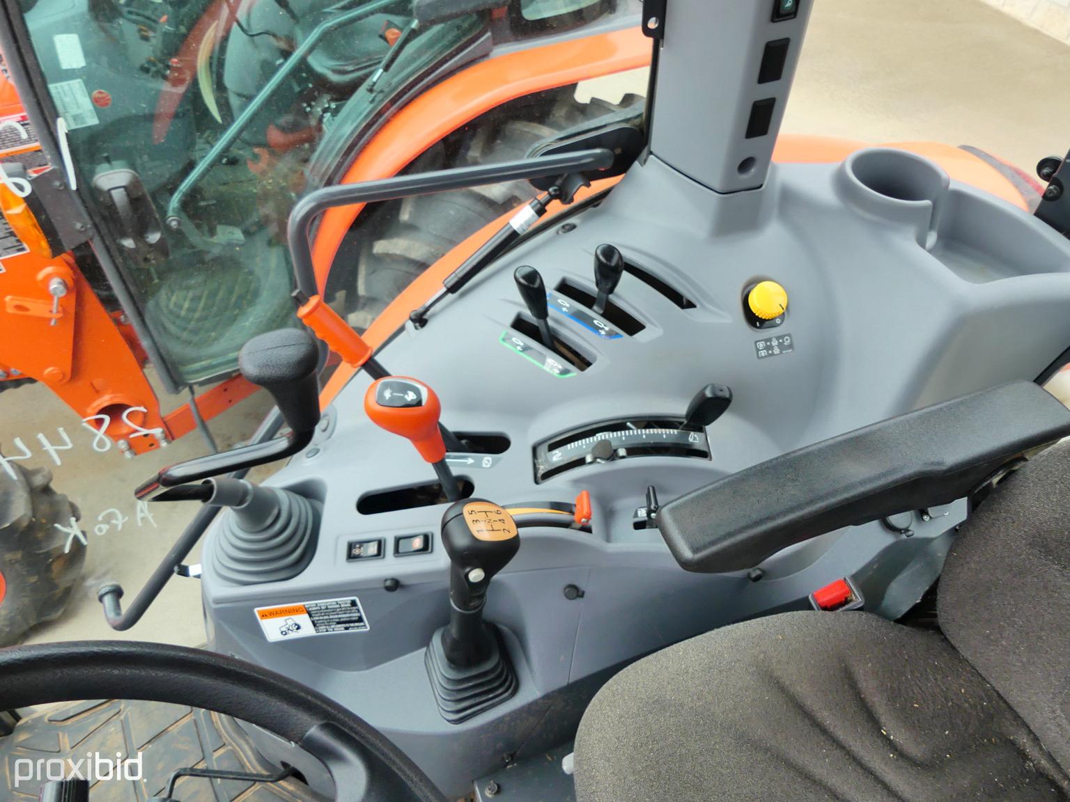 Kubota M4-071 Cab 4x4 w/ldr