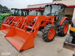 Kubota M4-071 Cab 4x4 w/ldr