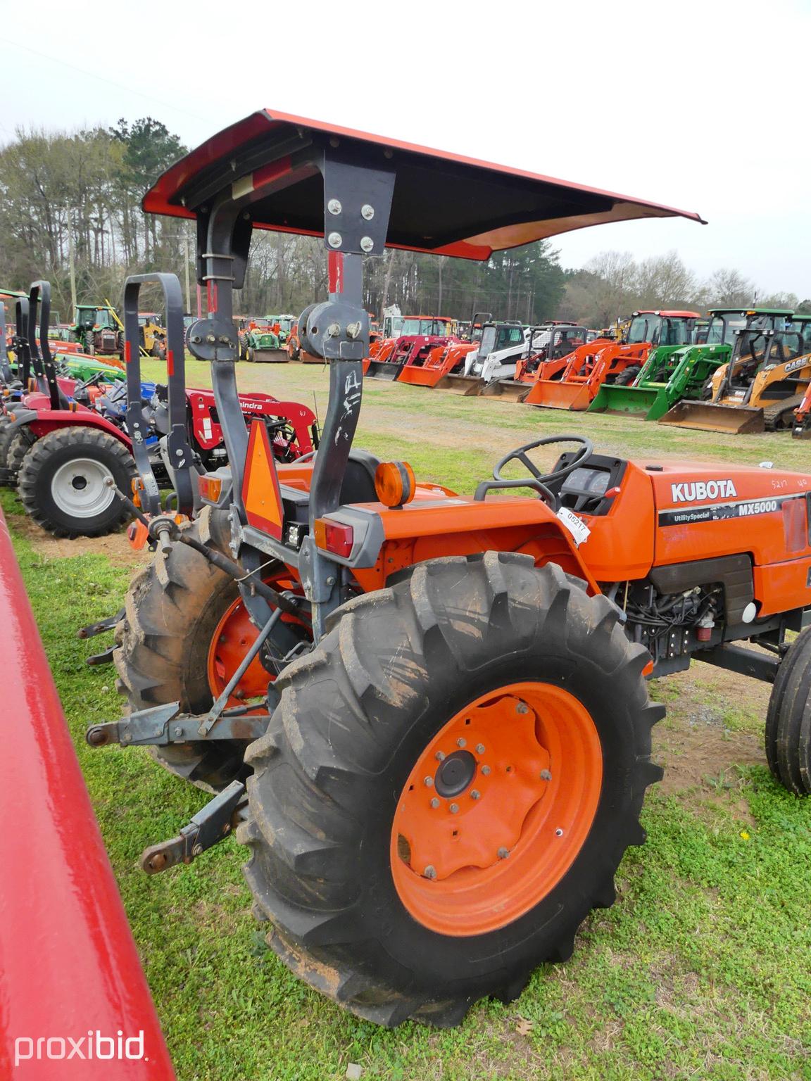 Kubota MX5000 Tractor