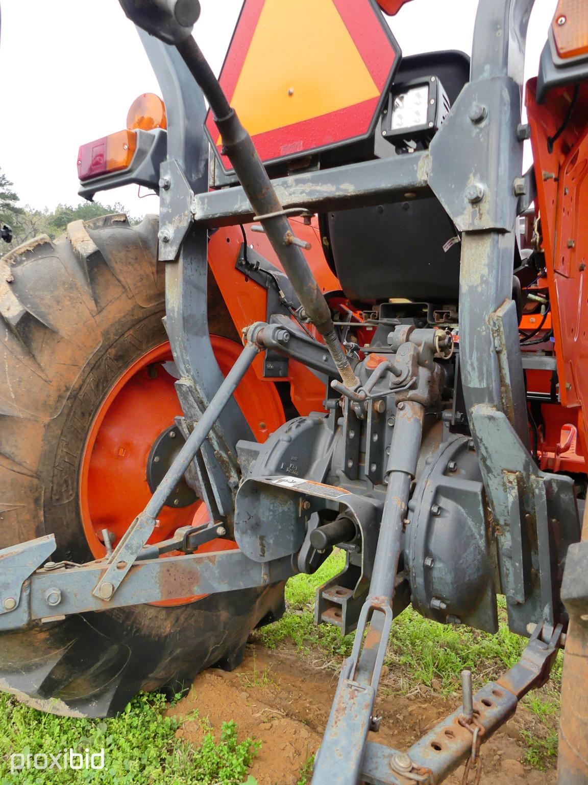 Kubota MX5000 Tractor